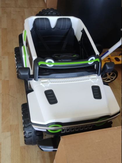 CARRO ELÉCTRICO TODOTERRENO