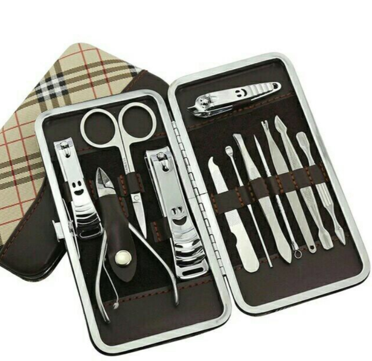 KIT DE CORTA UÑA 19 PCS